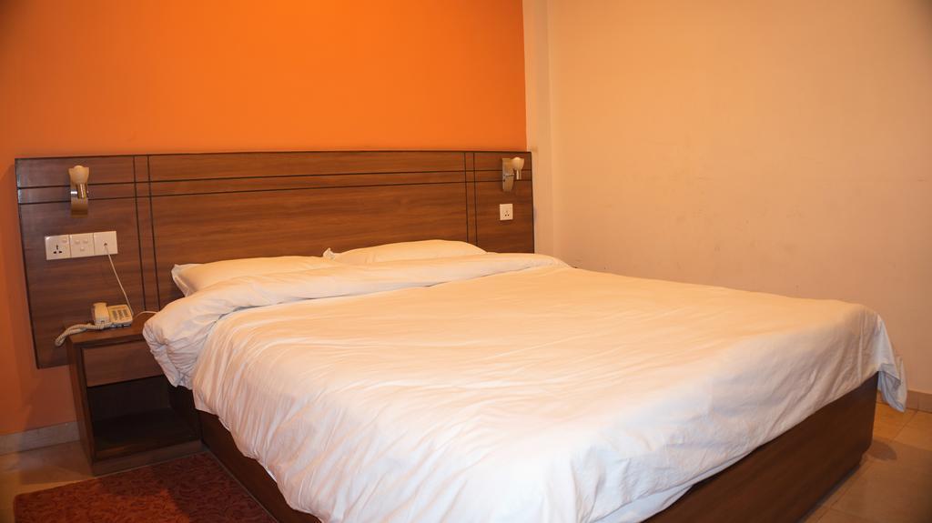 Aryal International Hotel كاتماندو الغرفة الصورة
