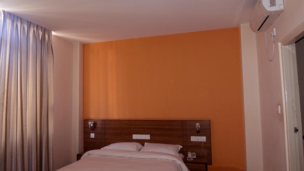 Aryal International Hotel كاتماندو الغرفة الصورة