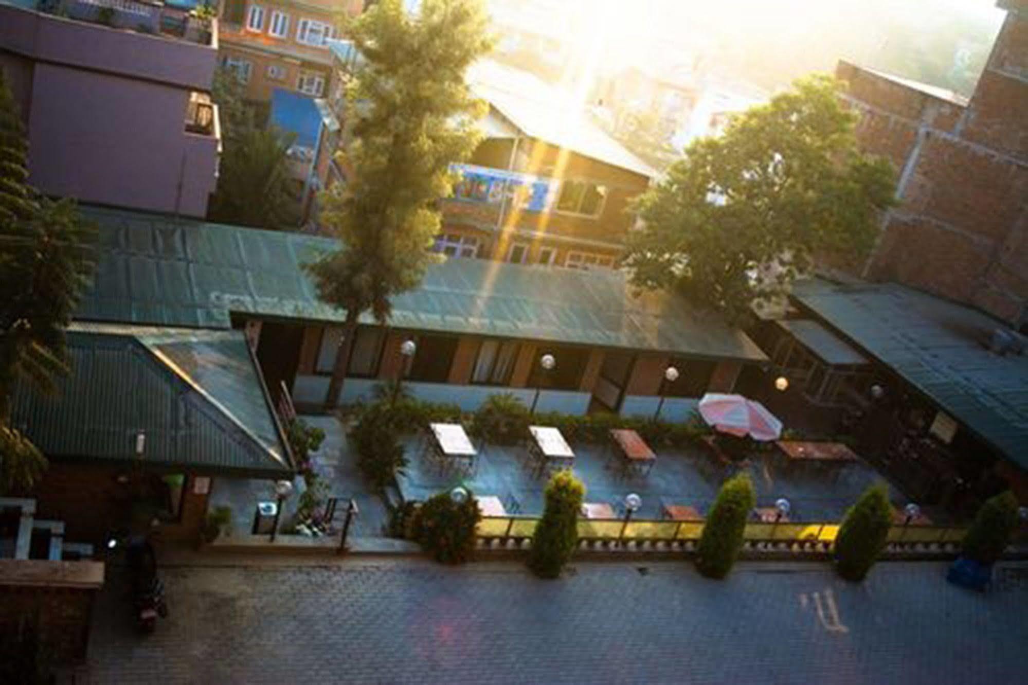 Aryal International Hotel كاتماندو المظهر الخارجي الصورة
