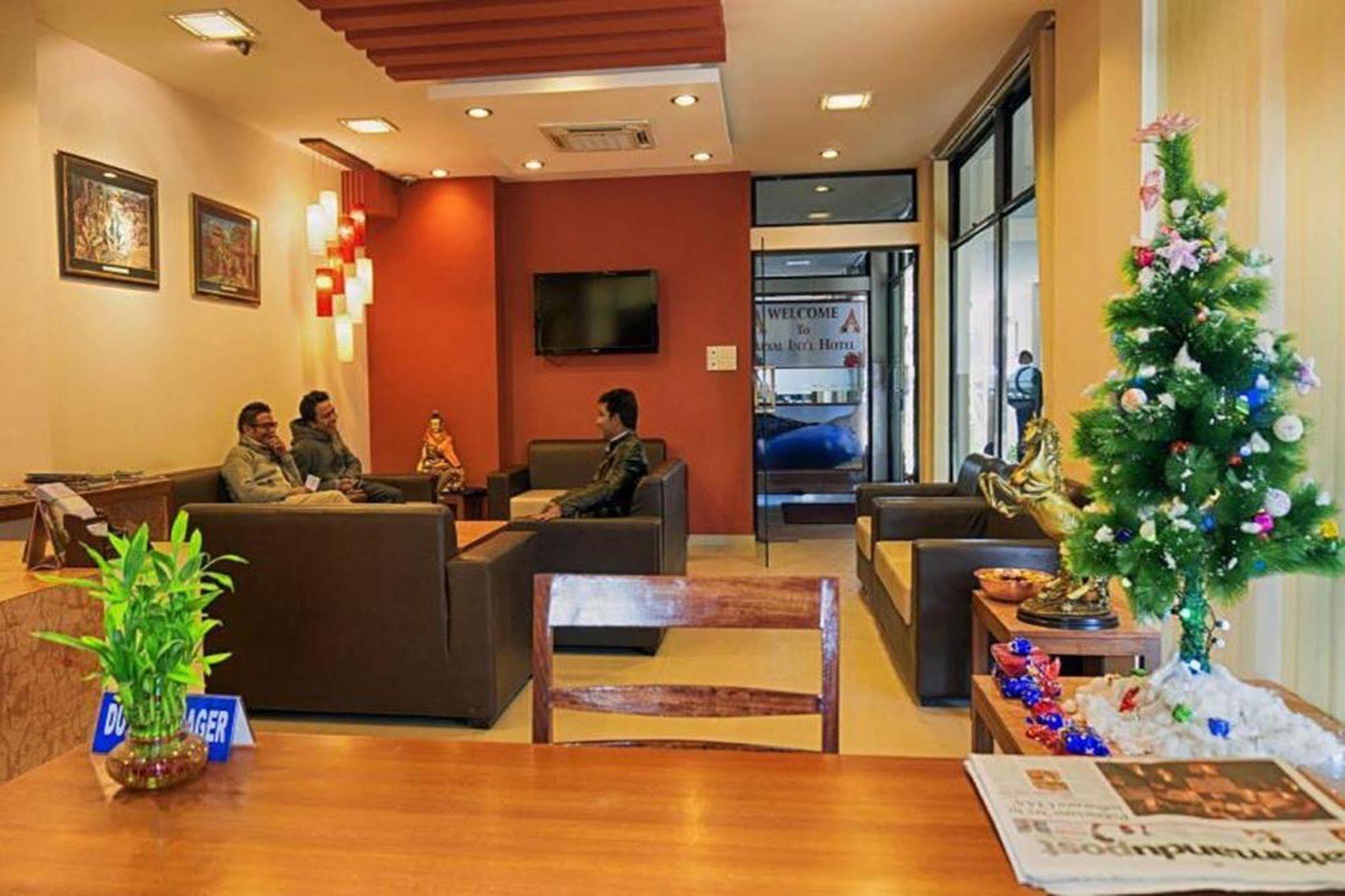 Aryal International Hotel كاتماندو المظهر الخارجي الصورة