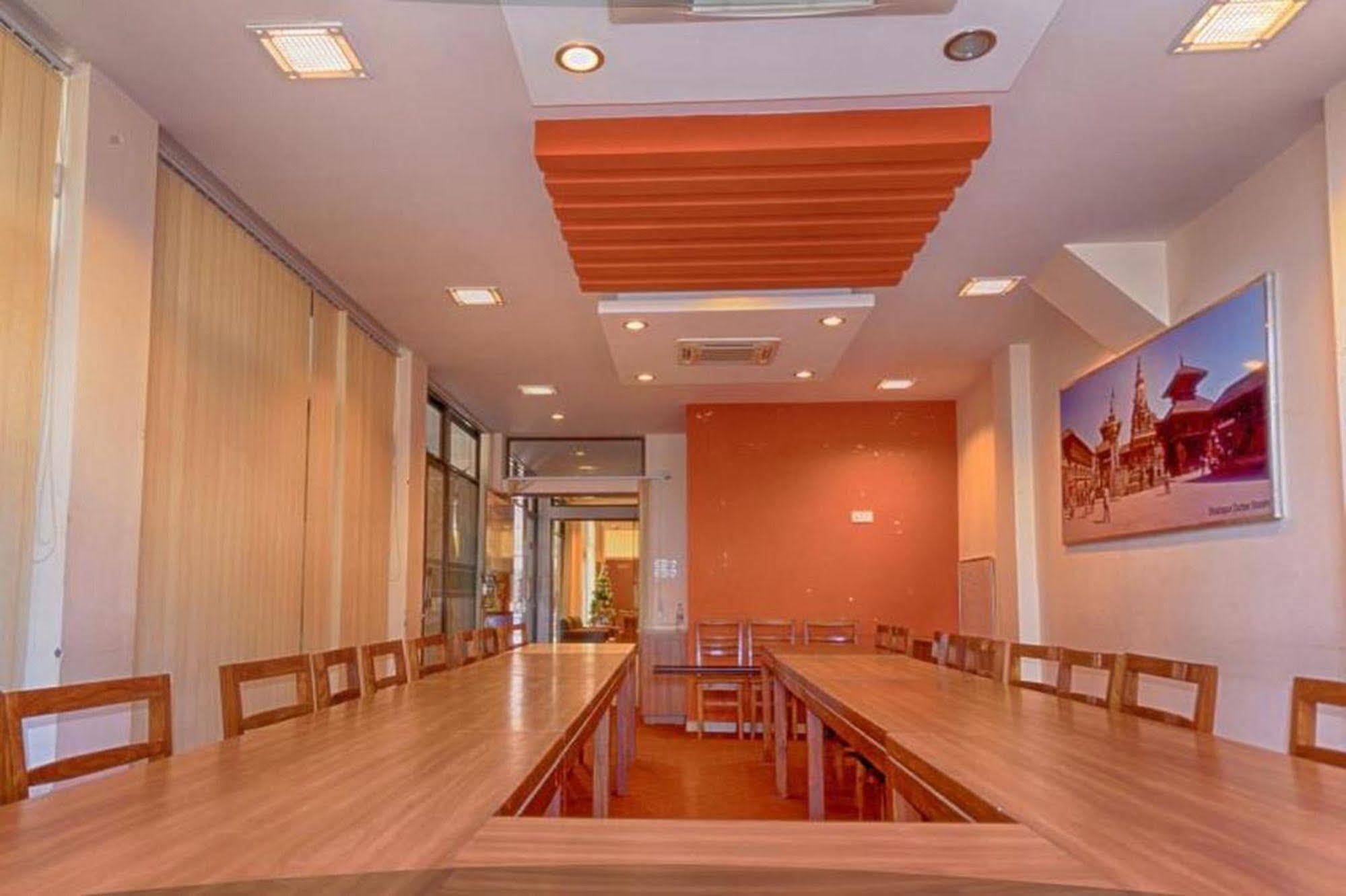 Aryal International Hotel كاتماندو المظهر الخارجي الصورة